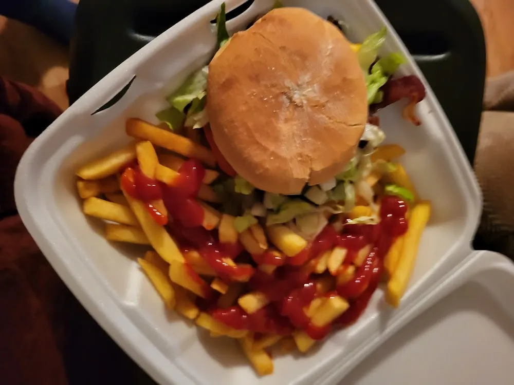 Bacon Cheeseburger with Fries